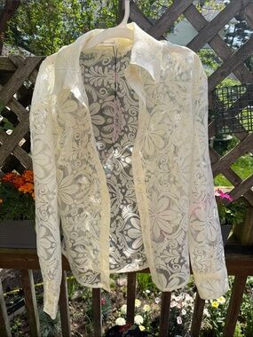 Avec Les Filles Cream Floral Lace Button-Front Blouse